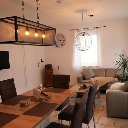 Ferienwohnung Ferienhaus Woerrstadt Appartement Wörrstadt